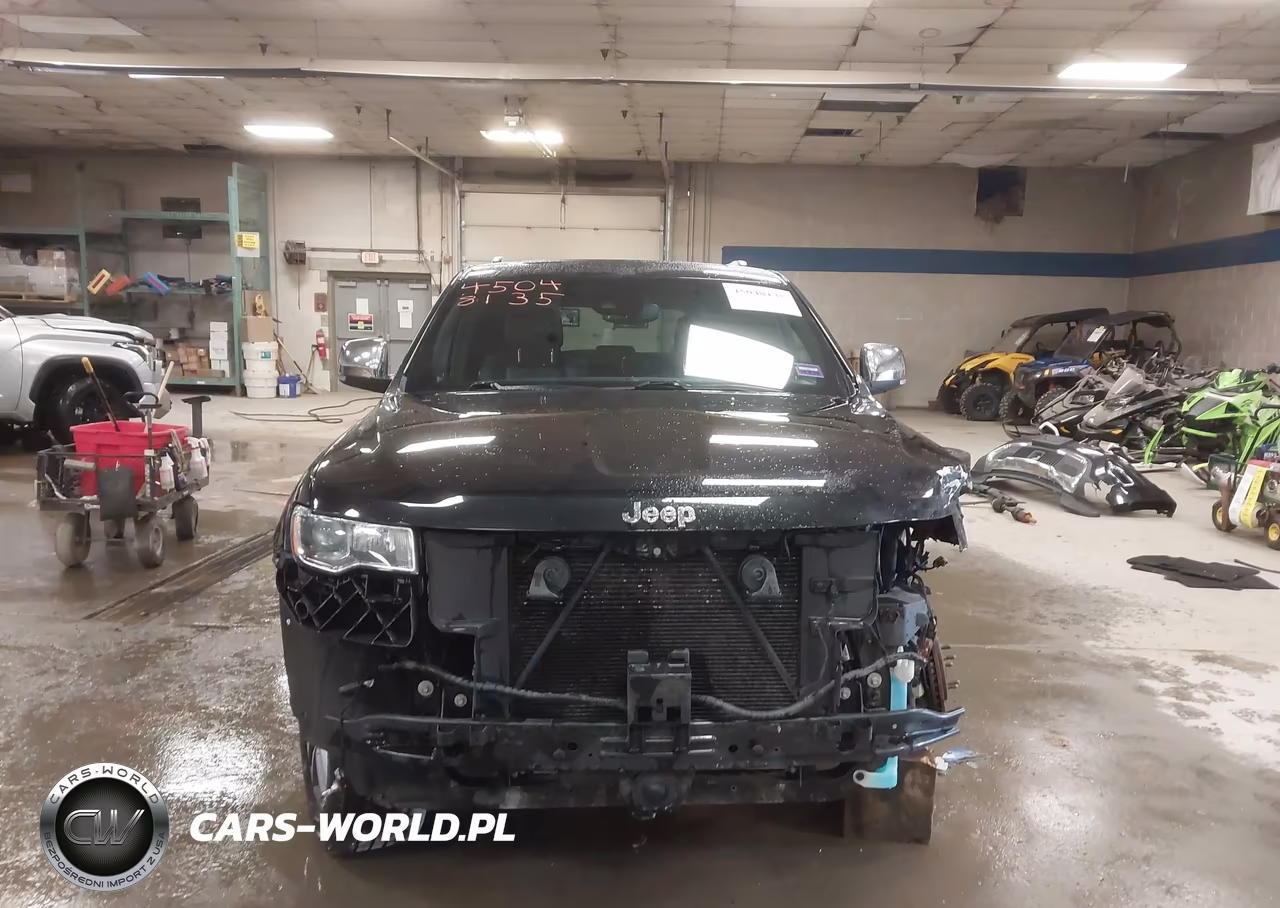 2021 Jeep Grand Cherokee Limited 4X4 VIN:1C4RJFBG2MC744625 - 12