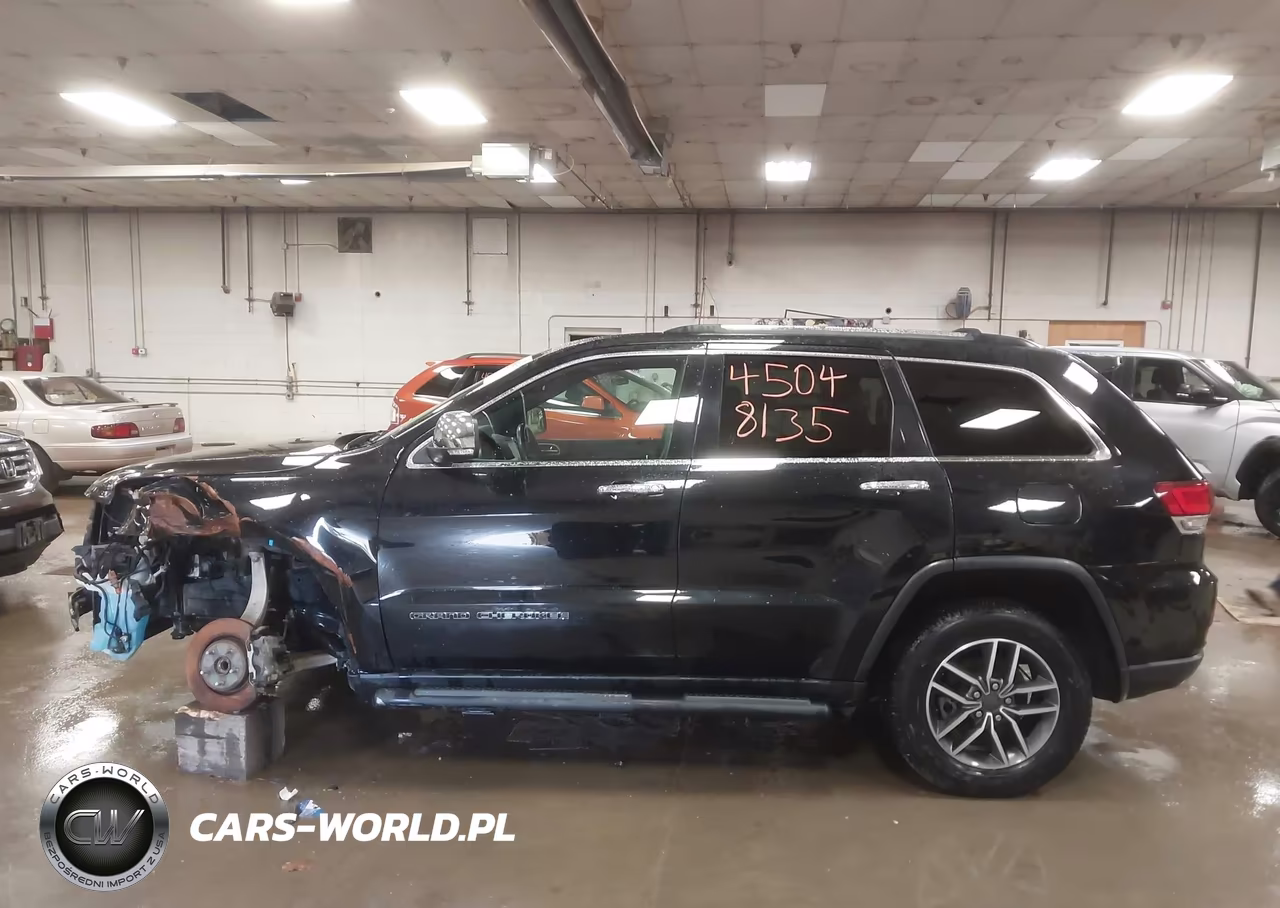 2021 Jeep Grand Cherokee Limited 4X4 VIN:1C4RJFBG2MC744625 - 14