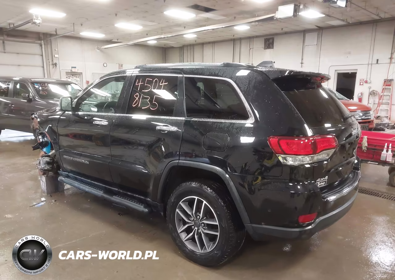 2021 Jeep Grand Cherokee Limited 4X4 VIN:1C4RJFBG2MC744625 - 3