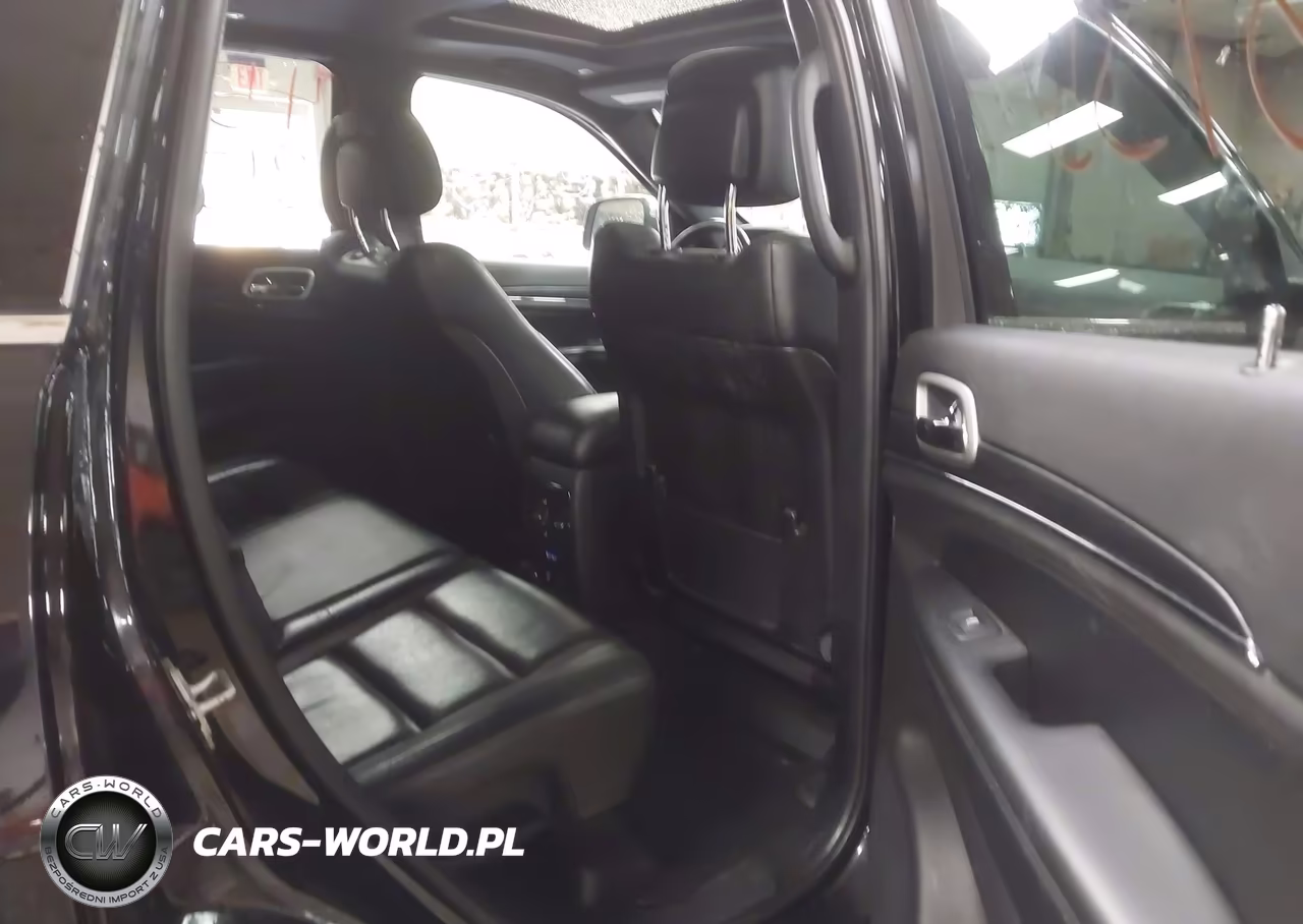 2021 Jeep Grand Cherokee Limited 4X4 VIN:1C4RJFBG2MC744625 - 8