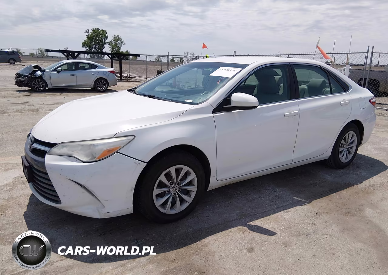 2016 Toyota Camry Le VIN:4T4BF1FK1GR564105 - 2