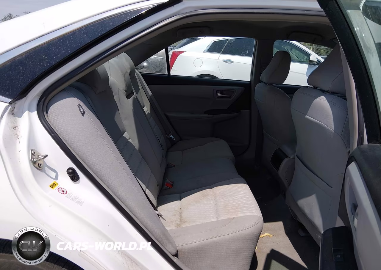 2016 Toyota Camry Le VIN:4T4BF1FK1GR564105 - 8