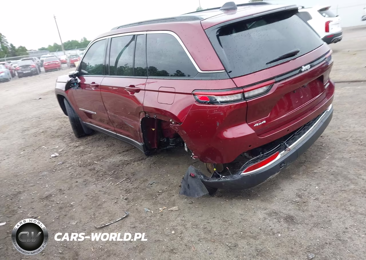 2024 Jeep Grand Cherokee Limited 4X4 VIN:1C4RJHBG9RC123403 - 3