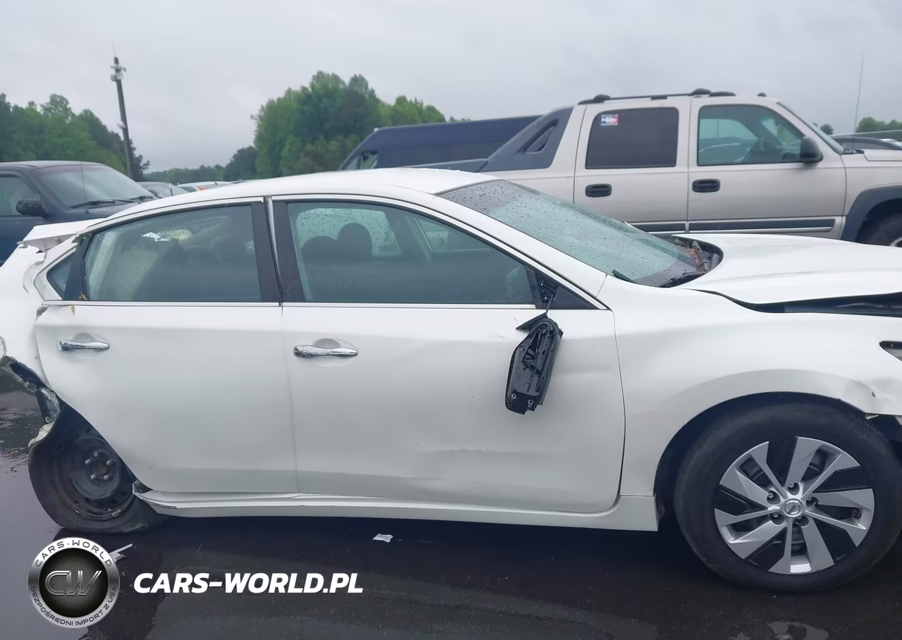 2013 Nissan Altima 2.5 S VIN:1N4AL3AP1DC255985 - 13
