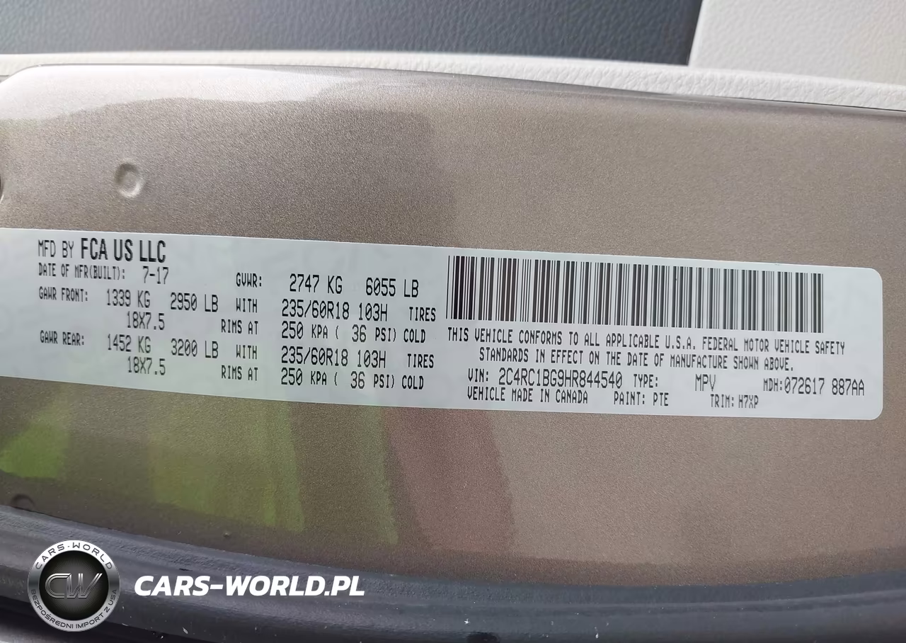 2017 Chrysler Pacifica Touring Plus VIN:2C4RC1BG9HR844540 - 9