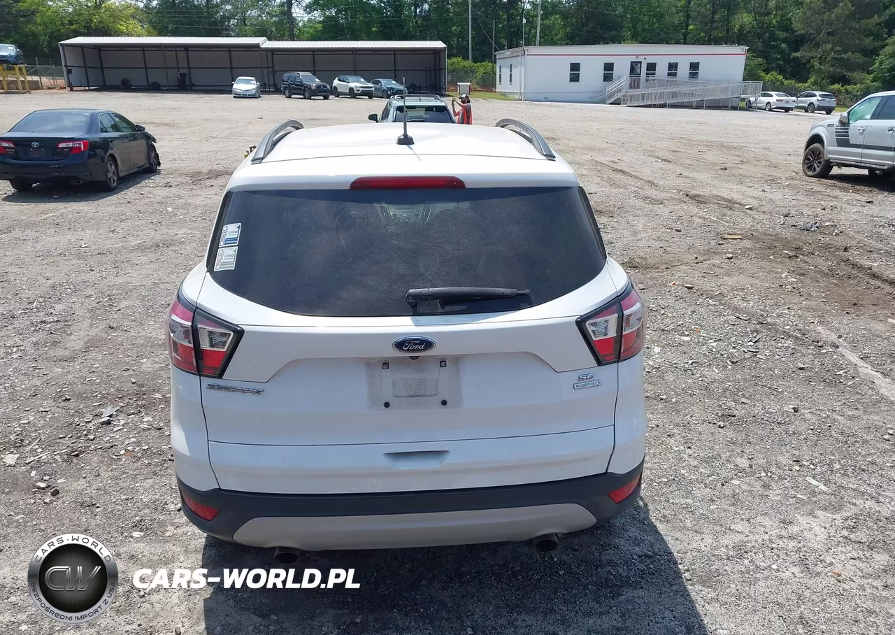 2018 Ford Escape Se VIN:1FMCU0G91JUB49349 - 16