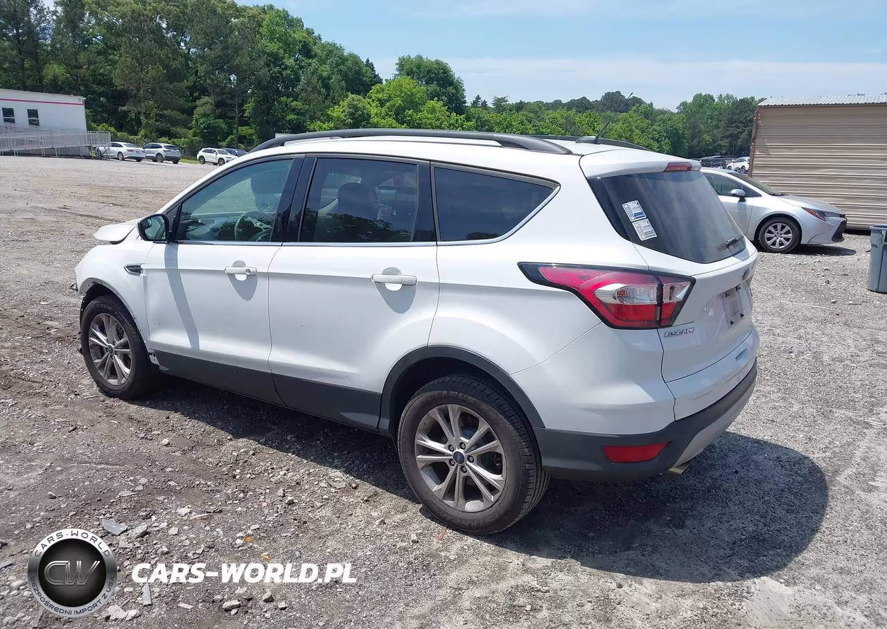 2018 Ford Escape Se VIN:1FMCU0G91JUB49349 - 3