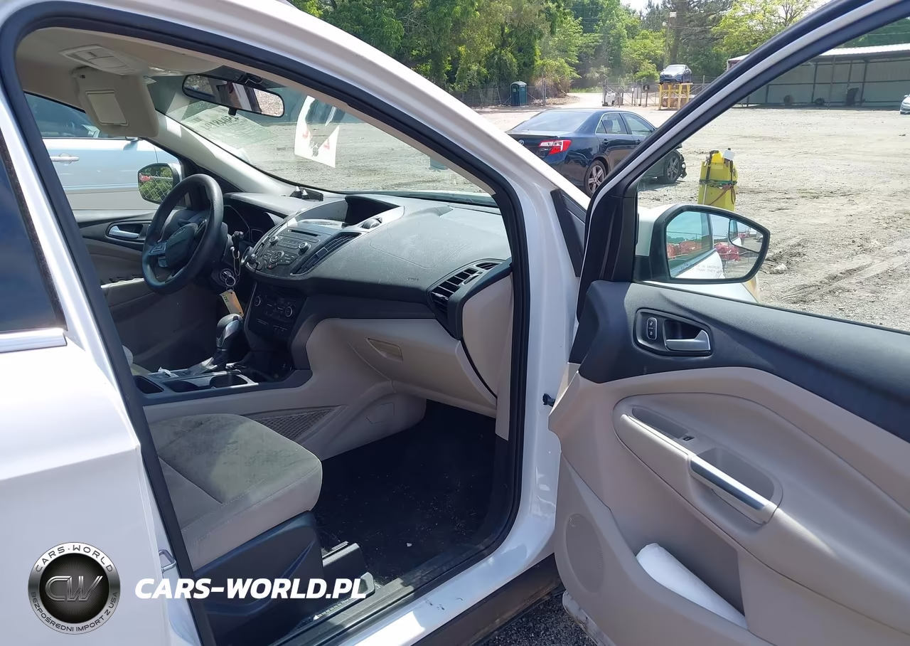2018 Ford Escape Se VIN:1FMCU0G91JUB49349 - 5