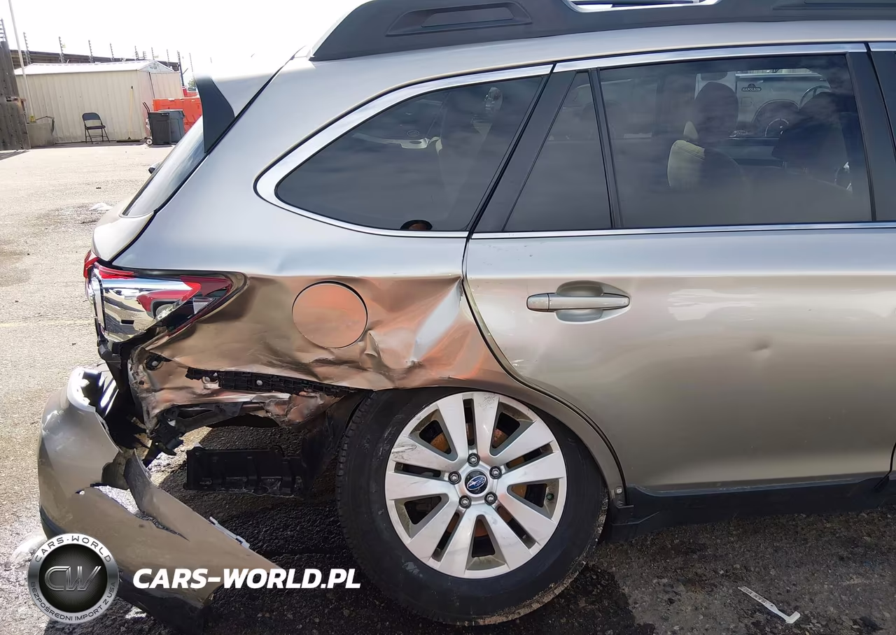 2015 Subaru Outback 2.5I Premium VIN:4S4BSBCC0F3299108 - 6