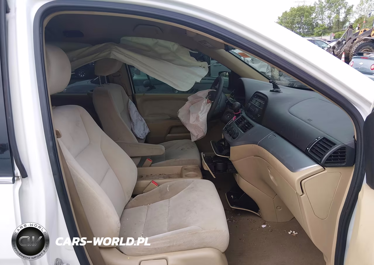 2010 Honda Odyssey Lx VIN:5FNRL3H21AB103128 - 5