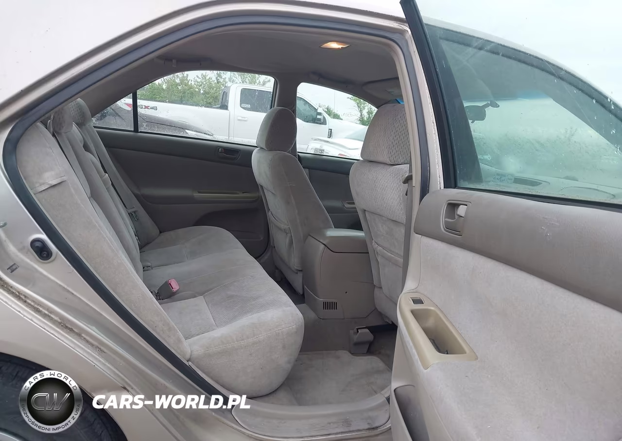 2004 Toyota Camry Le VIN:4T1BE32K64U835461 - 8