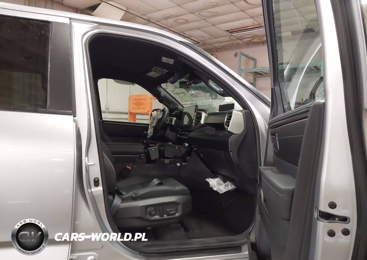 2025 Toyota Tundra Sr5 VIN:5TFLA5DB4SX329796 - 5