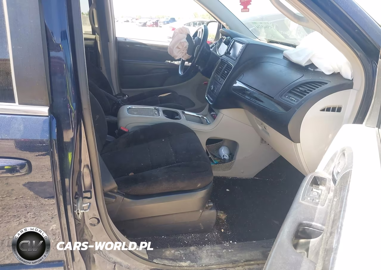 2013 Dodge Grand Caravan Crew VIN:2C4RDGDGXDR572894 - 5