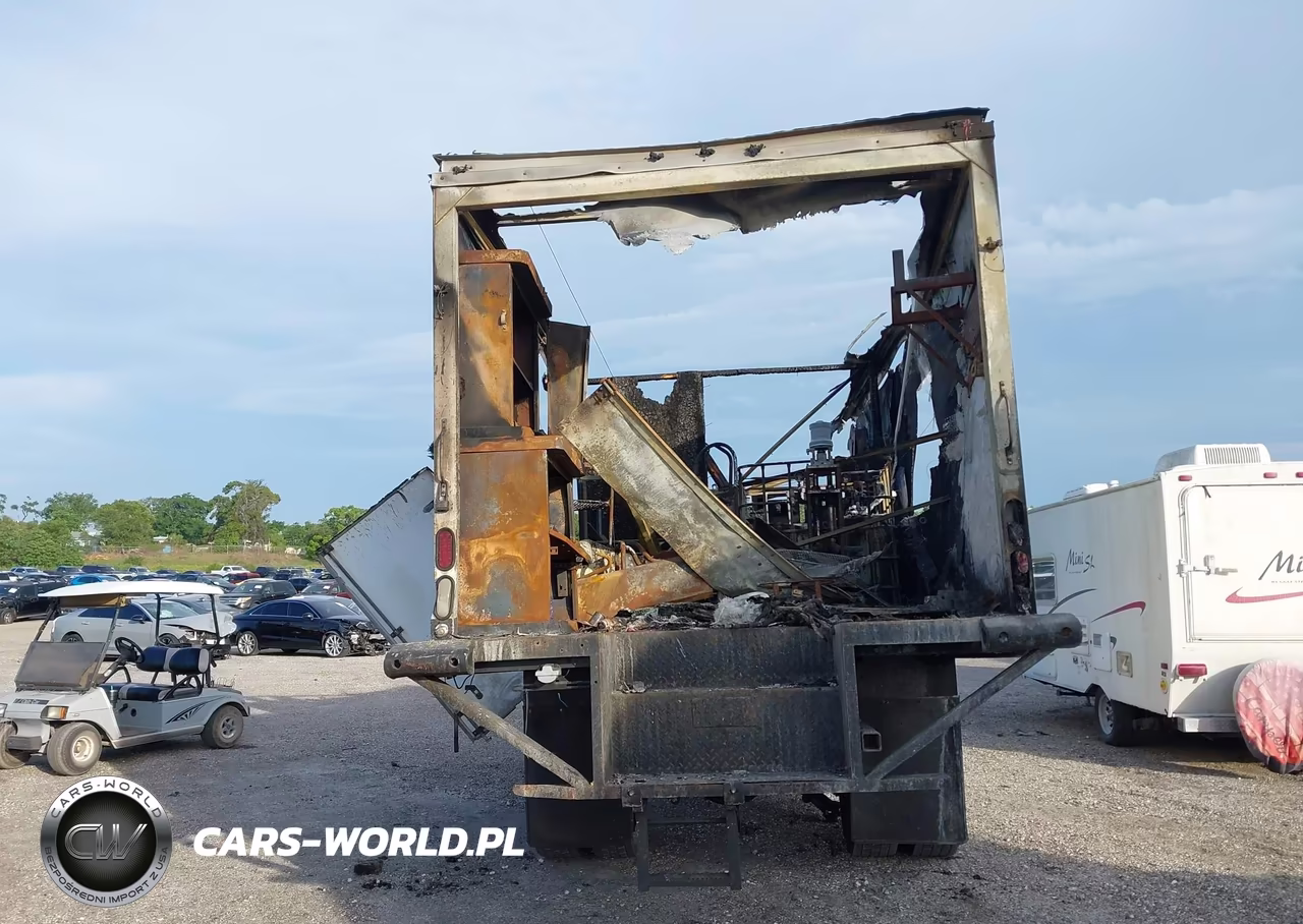 2013 Freightliner M2 106 Medium Duty VIN:1FVACWDU0DHBW1359 - 8