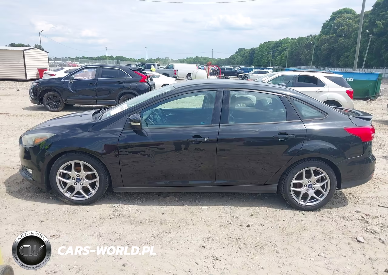 2015 Ford Focus Se VIN:1FADP3F23FL280582 - 14
