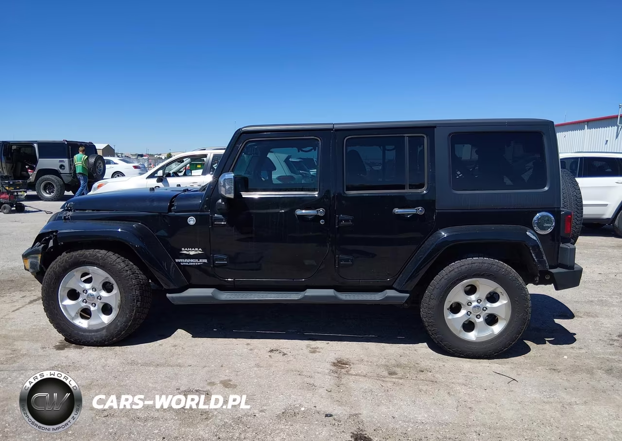 2013 Jeep Wrangler Unlimited Sahara VIN:1C4BJWEG7DL591124 - 14