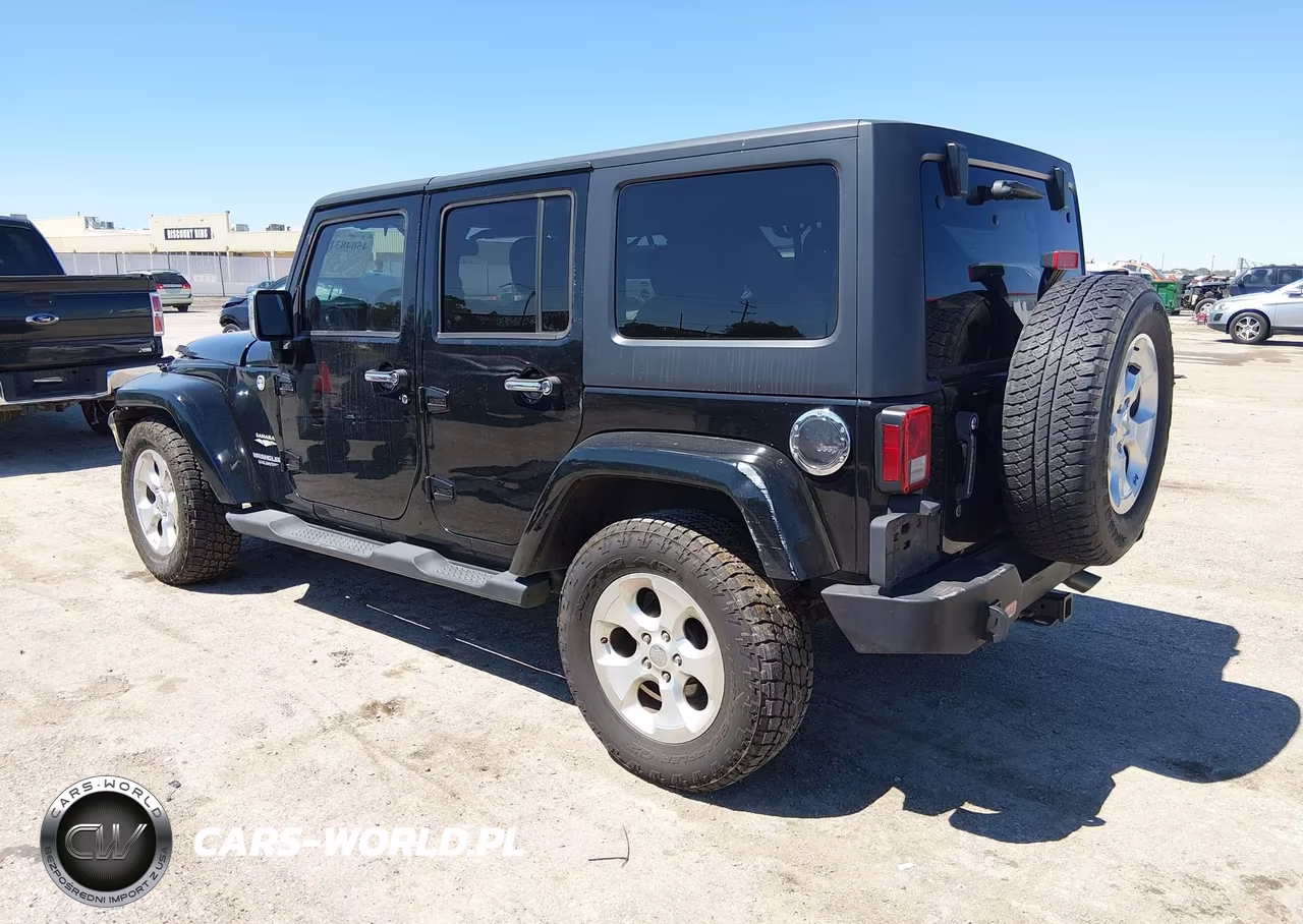2013 Jeep Wrangler Unlimited Sahara VIN:1C4BJWEG7DL591124 - 3