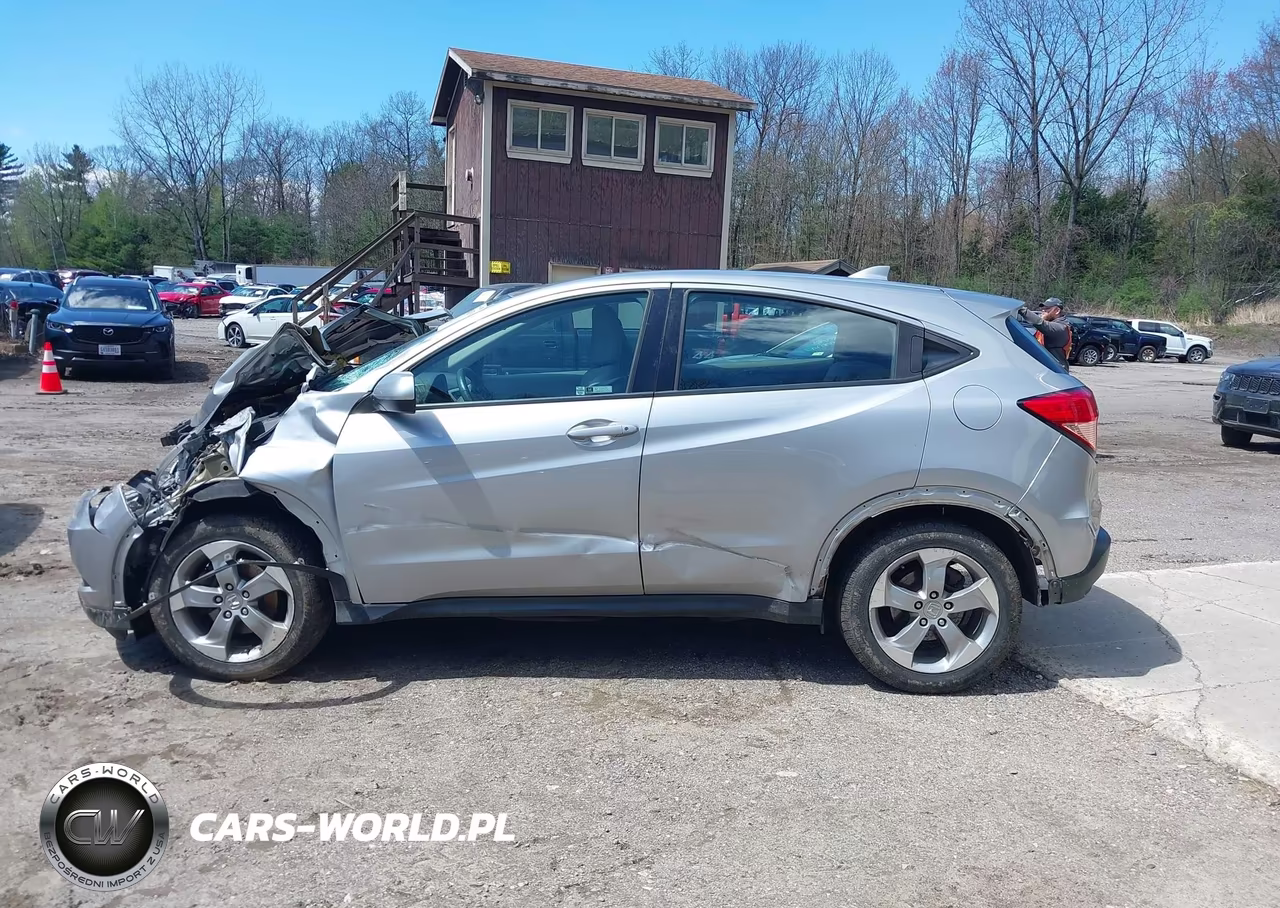 2018 Honda Hr-V Lx VIN:3CZRU6H34JM725705 - 14
