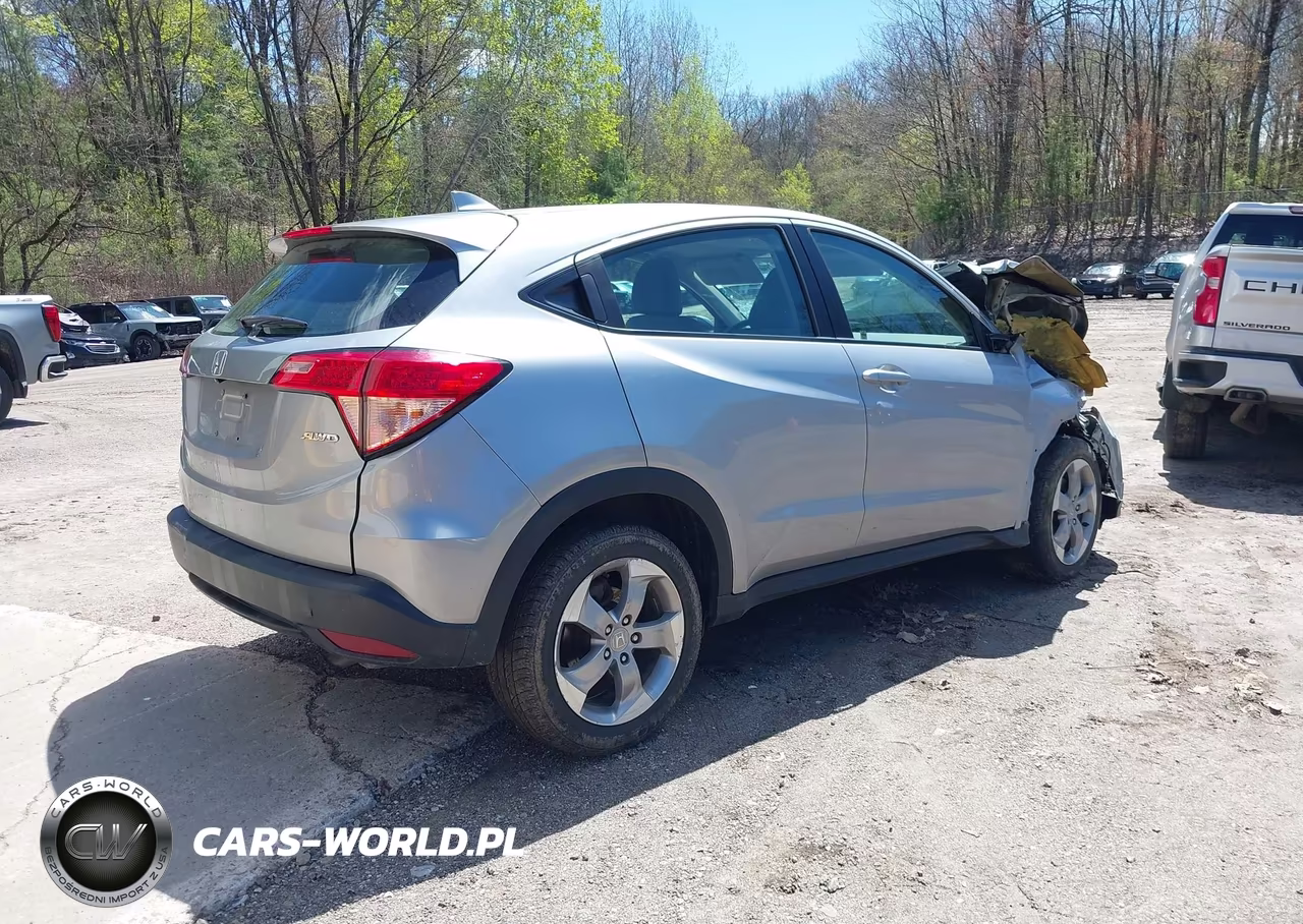 2018 Honda Hr-V Lx VIN:3CZRU6H34JM725705 - 4