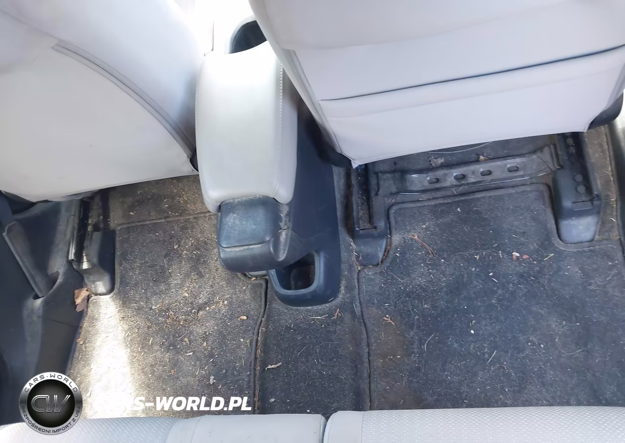 2018 Honda Hr-V Lx VIN:3CZRU6H34JM725705 - 8
