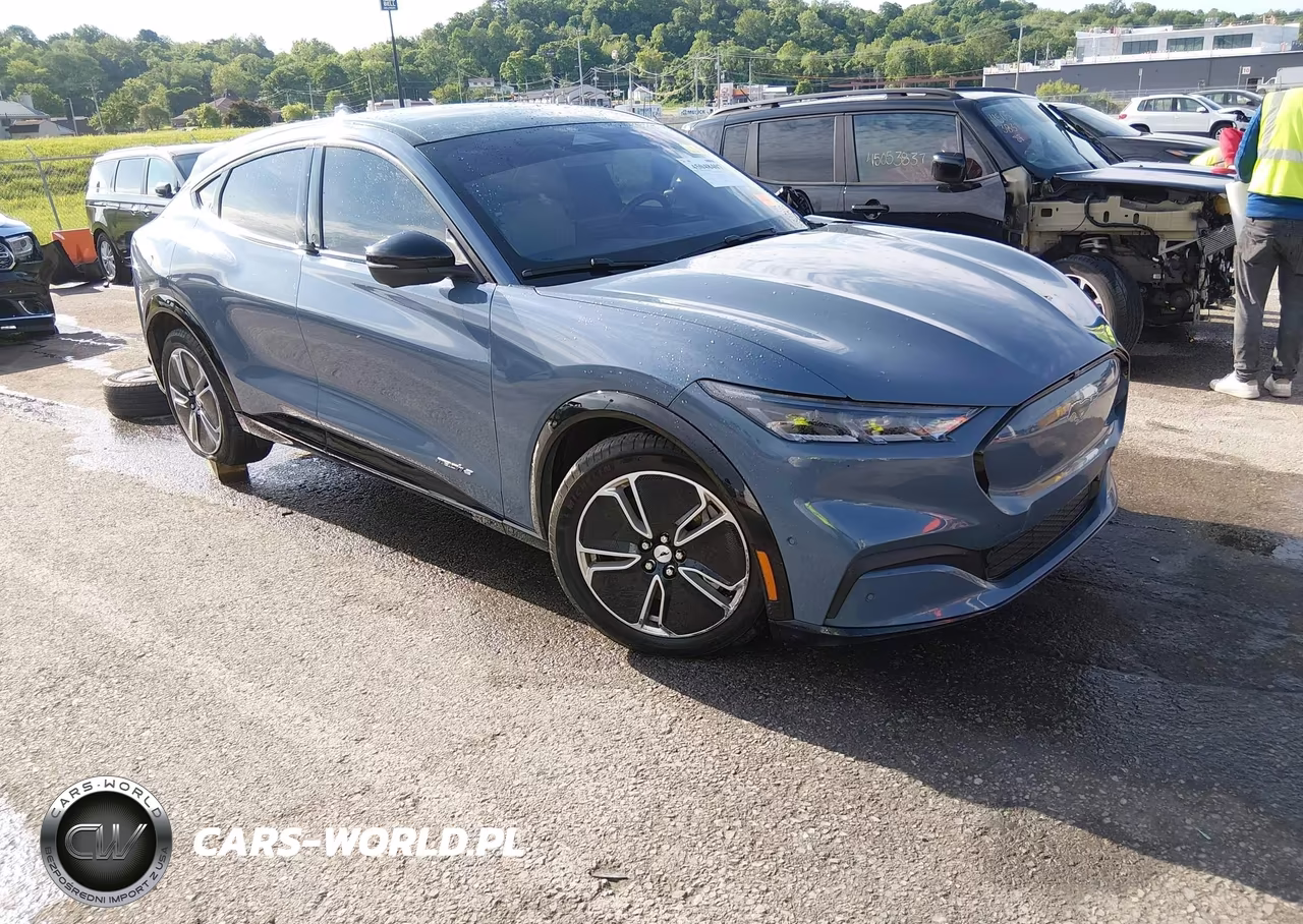 2023 Ford Mustang Mach-E Premium – zdjęcie 1 z 21