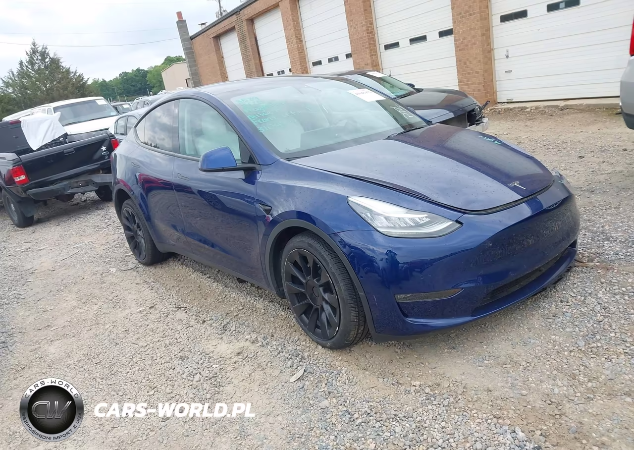 2022 Tesla Model Y Long Range Dual Motor All-Wheel Drive – zdjęcie 1 z 17
