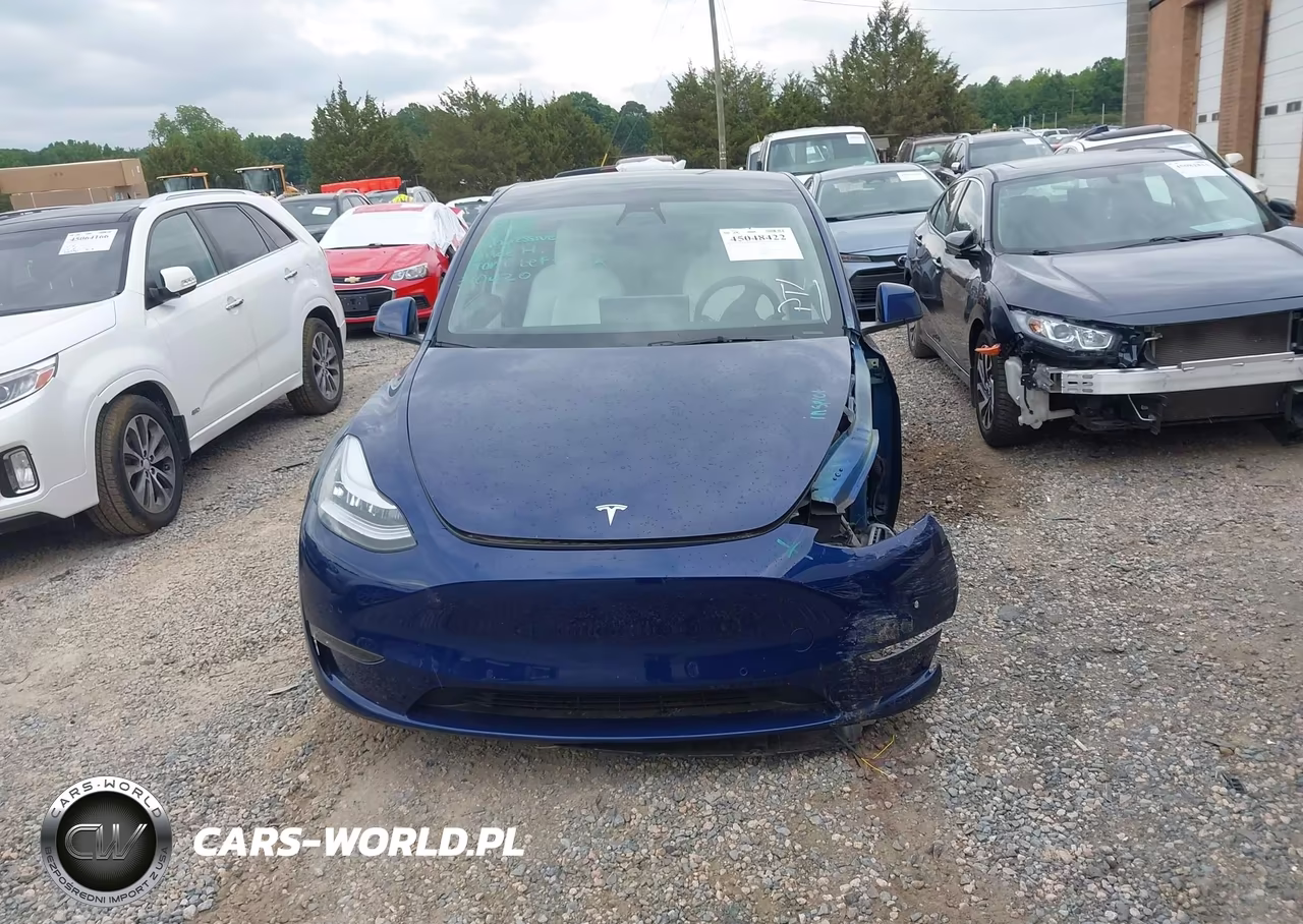 2022 Tesla Model Y Long Range Dual Motor All-Wheel Drive VIN:7SAYGDEE6NF310420 - 13