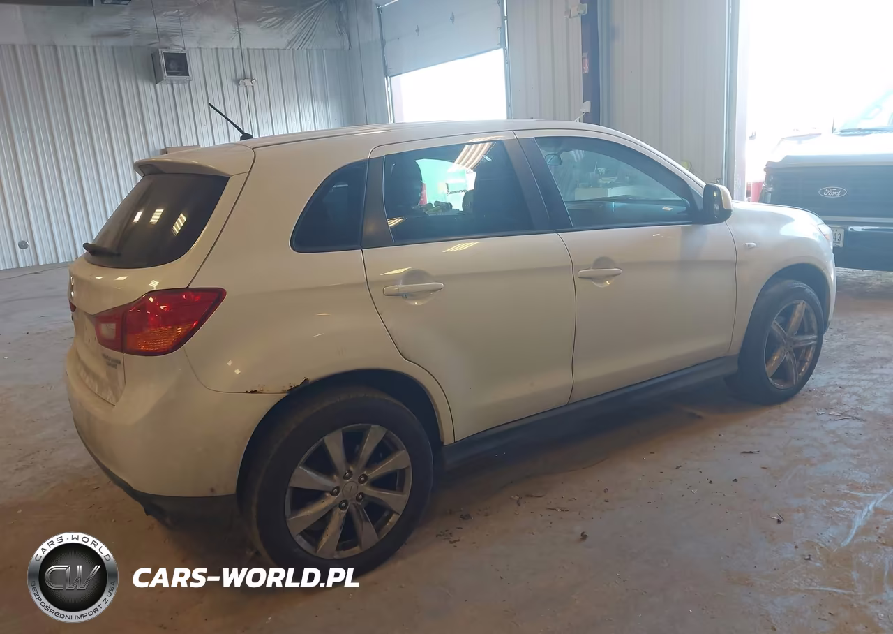2014 Mitsubishi Outlander Sport Es VIN:4A4AR3AU8EE016592 - 4