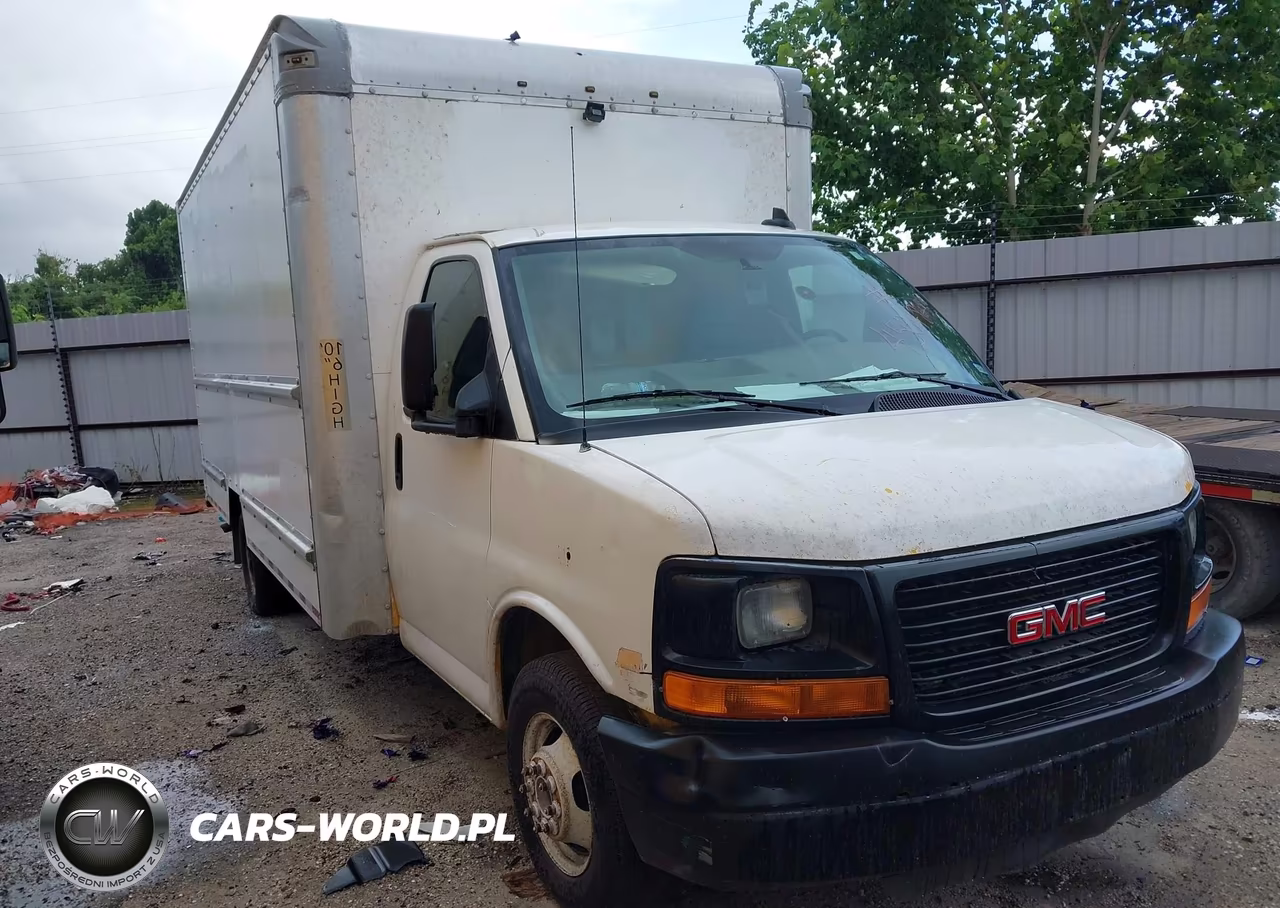2016 GMC Savana Cutaway 3500