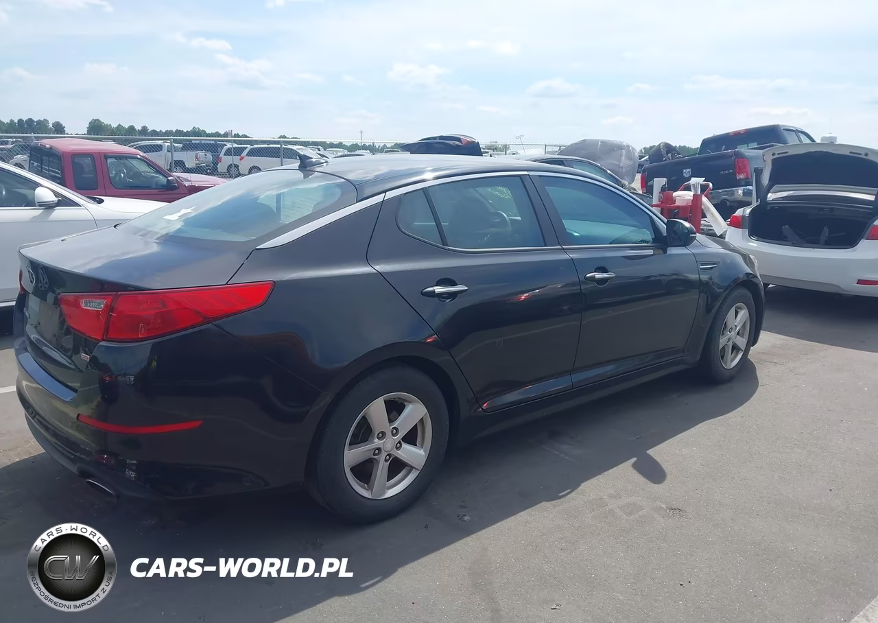 2015 Kia Optima Lx VIN:KNAGM4A7XF5661730 - 4