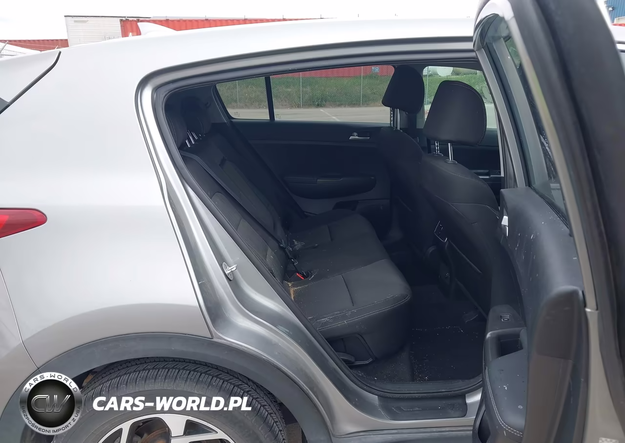 2020 Kia Sportage Lx VIN:KNDPM3AC2L7838345 - 8