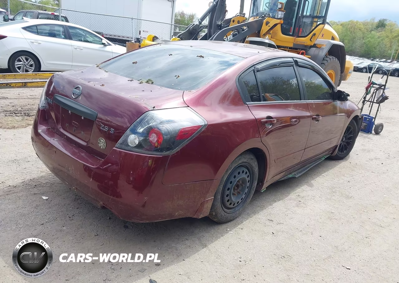 2011 Nissan Altima 2.5 S VIN:1N4AL2AP0BN515983 - 4
