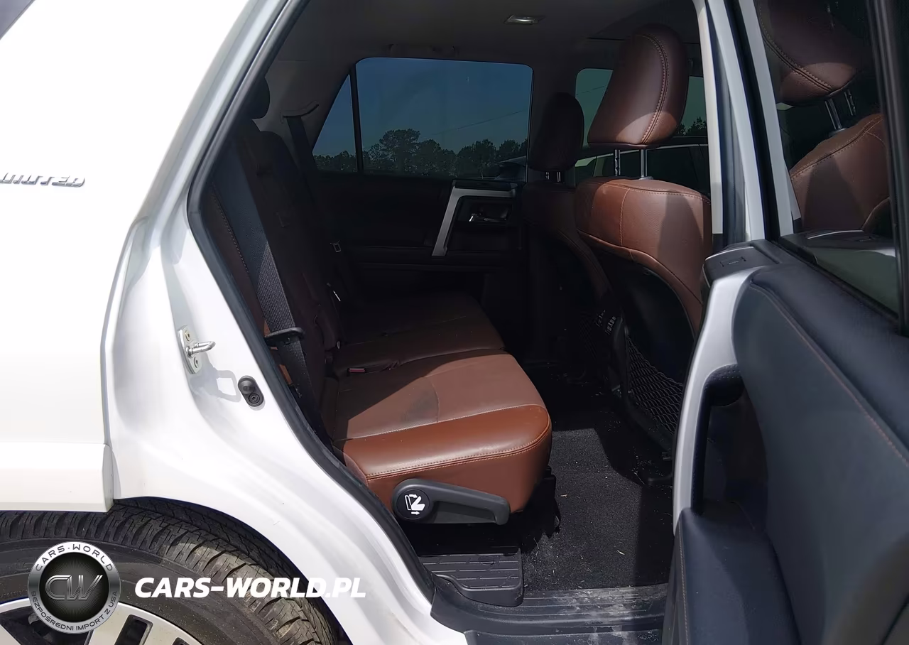 2024 Toyota 4Runner Limited VIN:JTEDU5JR4R5312723 - 8