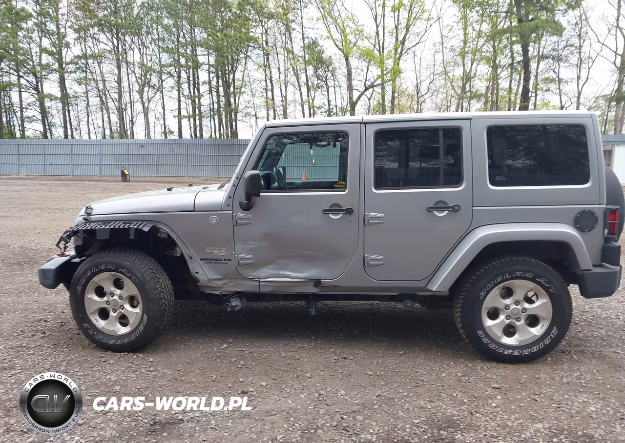 2013 Jeep Wrangler Unlimited Sahara VIN:1C4BJWEG7DL567342 - 6