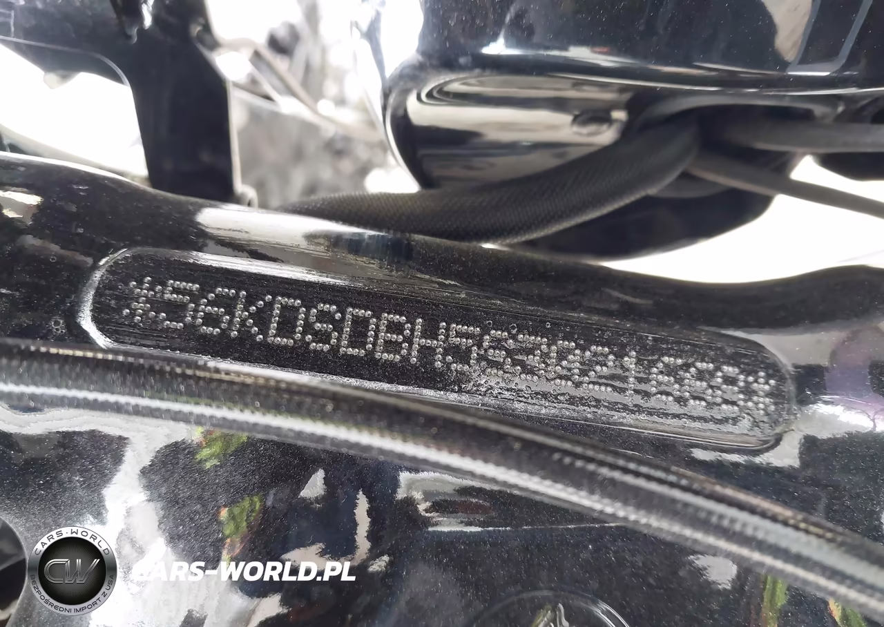 2025 Indian Motorcycle Co. Sport Chief VIN:56KDSDBH5S3021668 - 10
