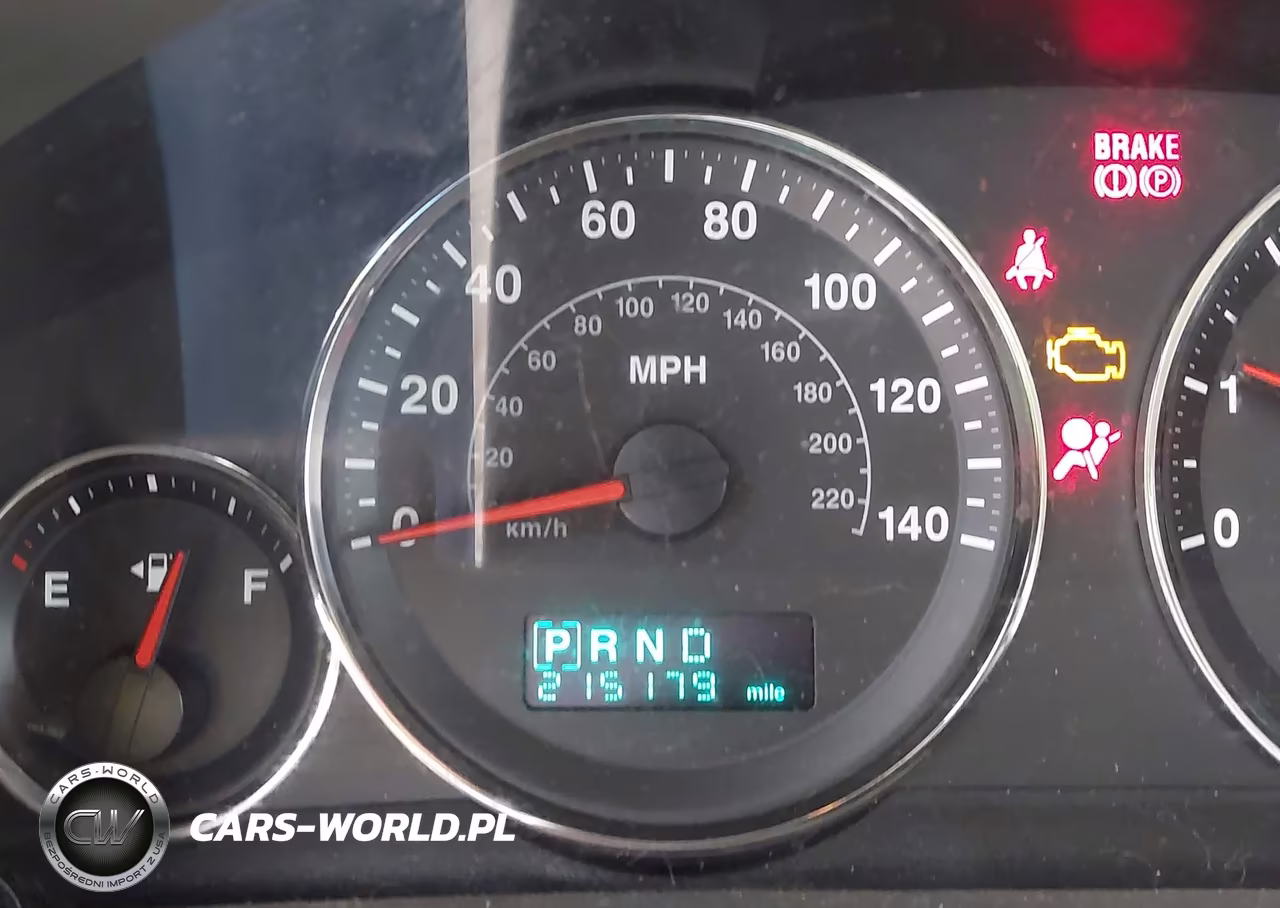 2006 Jeep Commander VIN:1J8HG48NX6C219361 - 16