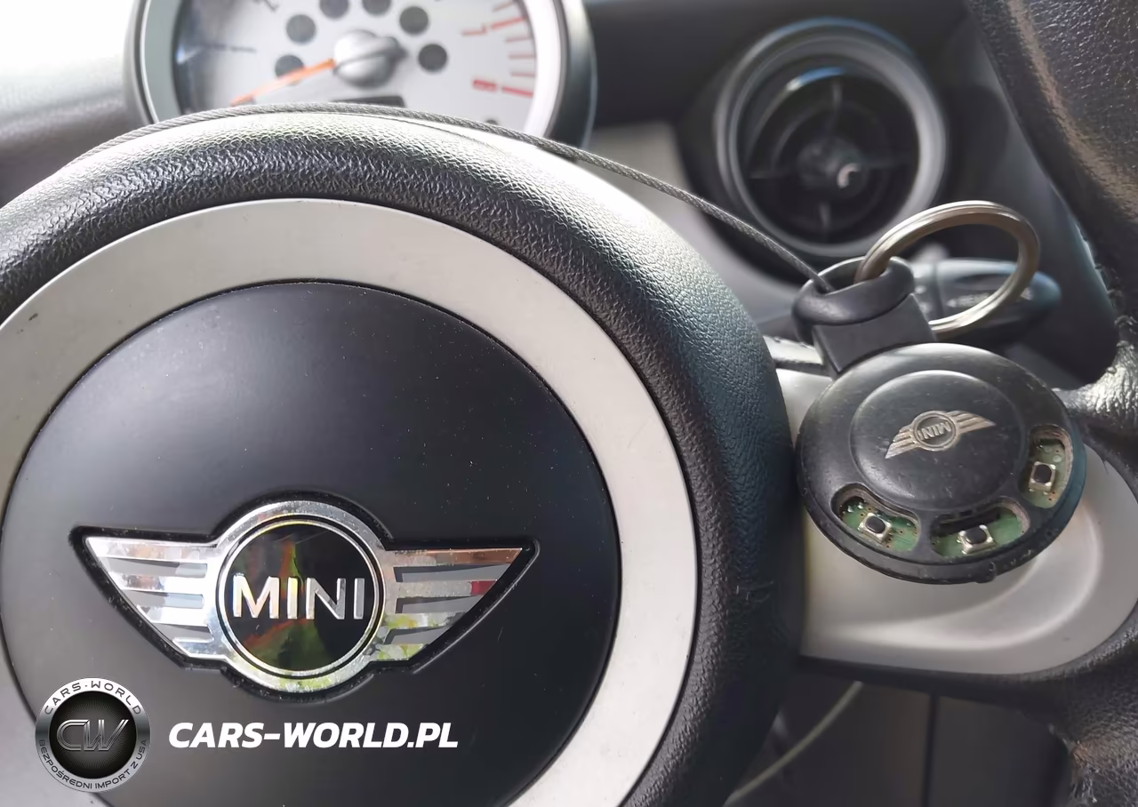 2009 Mini Cooper Clubman VIN:WMWML33519TX36164 - 11