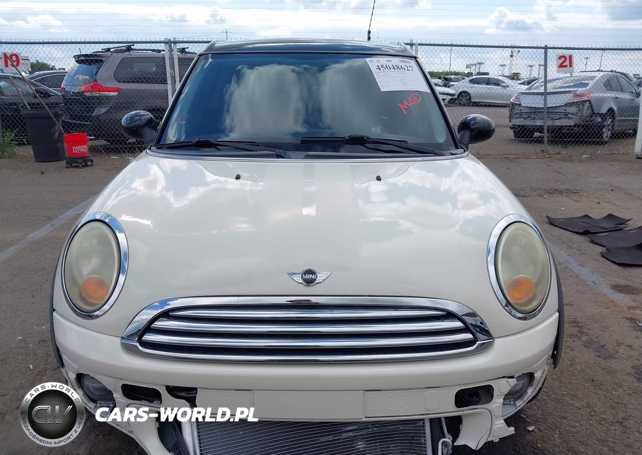 2009 Mini Cooper Clubman VIN:WMWML33519TX36164 - 13