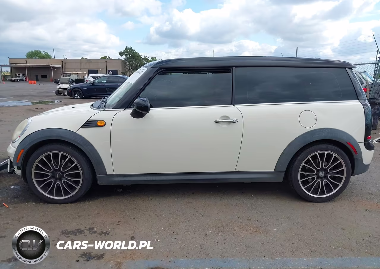 2009 Mini Cooper Clubman VIN:WMWML33519TX36164 - 15