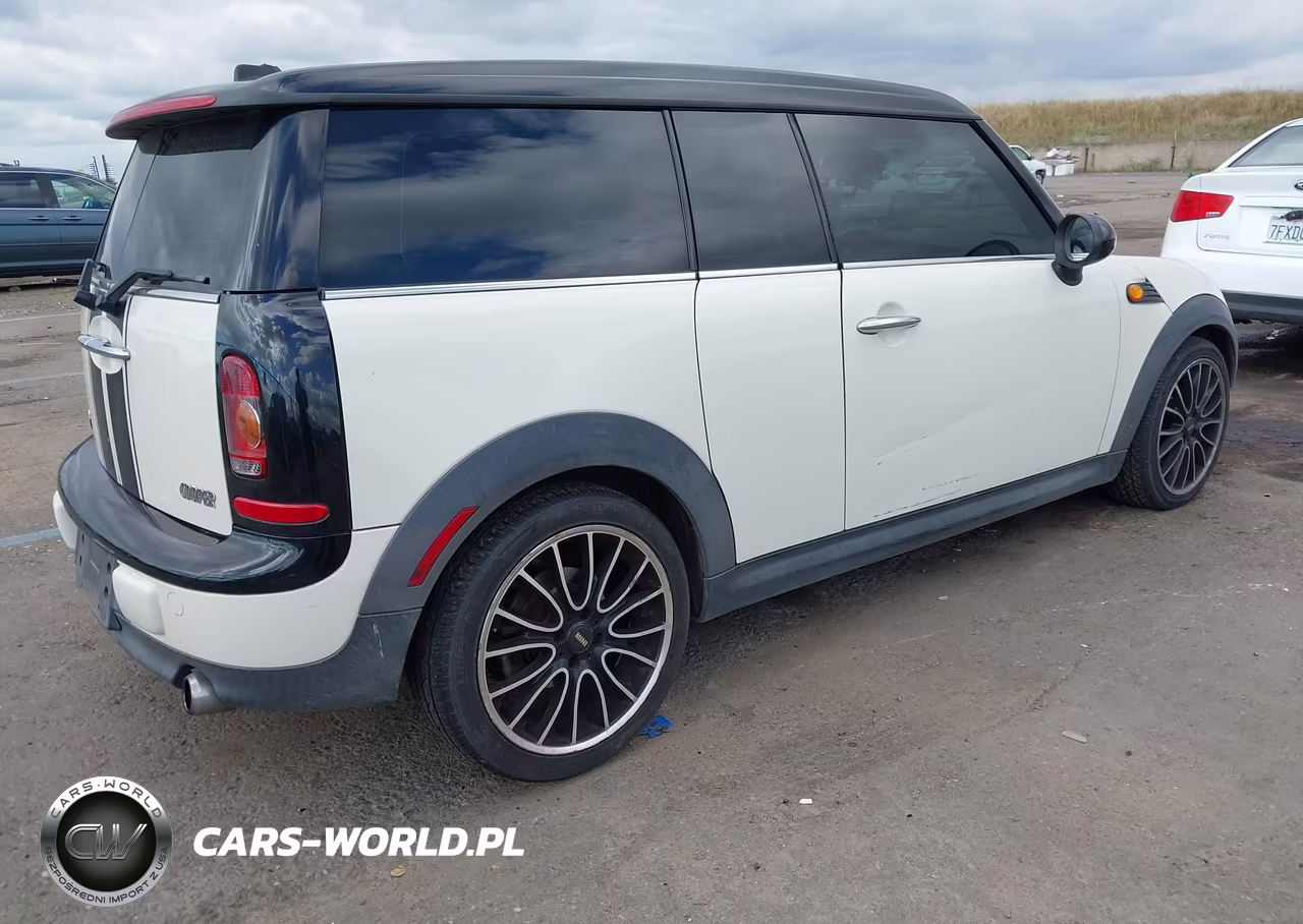 2009 Mini Cooper Clubman VIN:WMWML33519TX36164 - 4