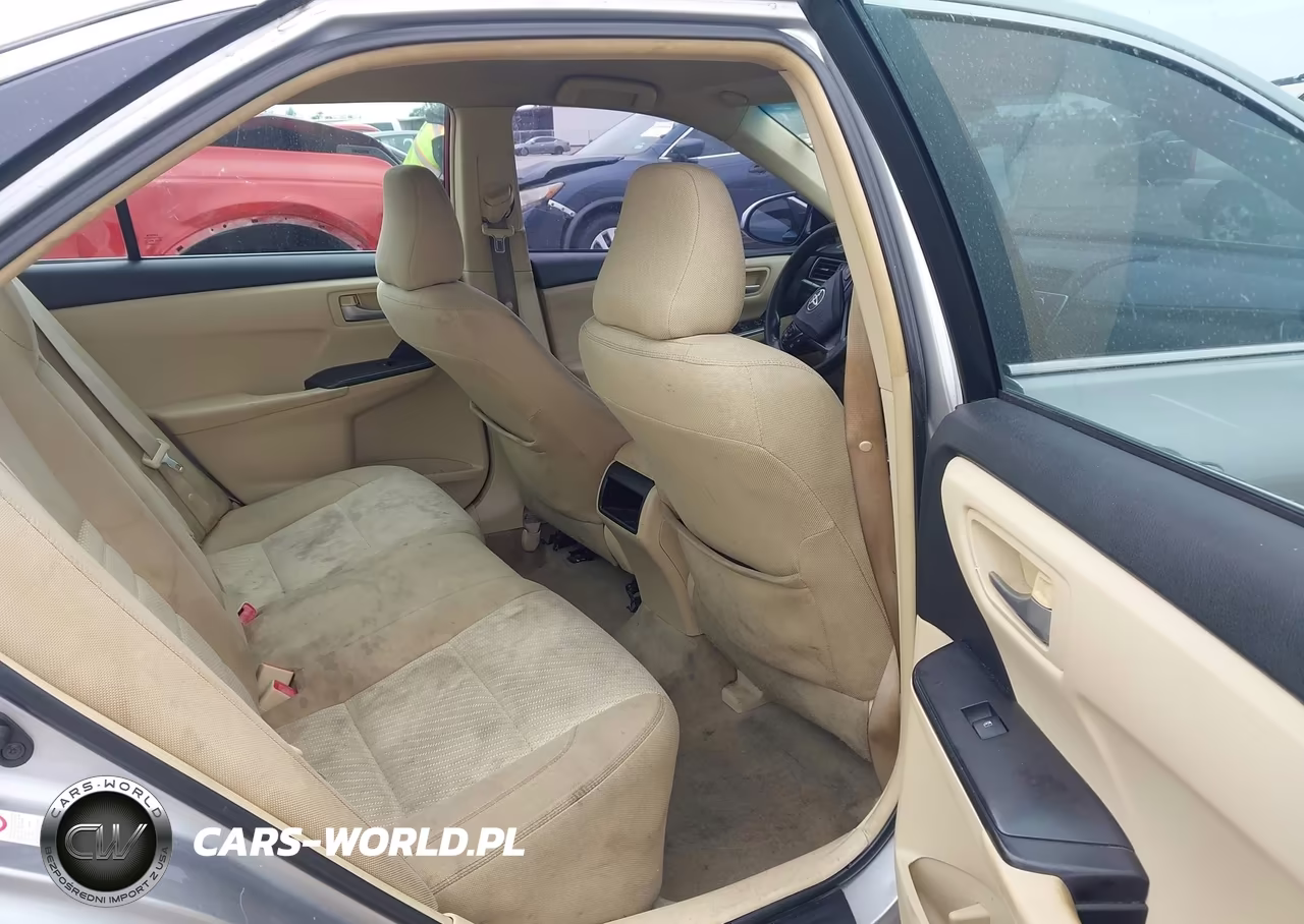 2015 Toyota Camry Le VIN:4T1BF1FK9FU100326 - 8
