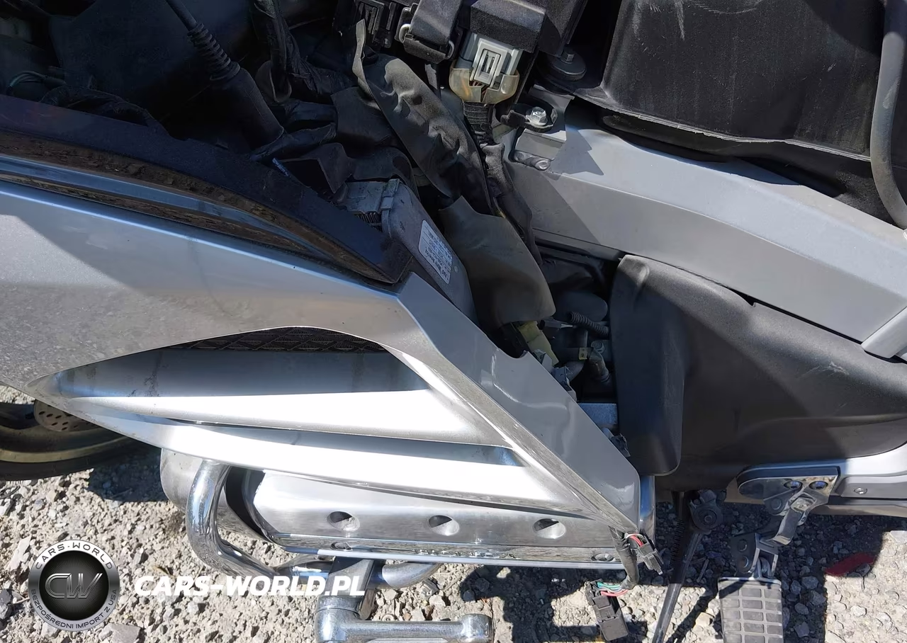 2012 Honda Gl1800 VIN:JH2SC68G9CK000535 - 9