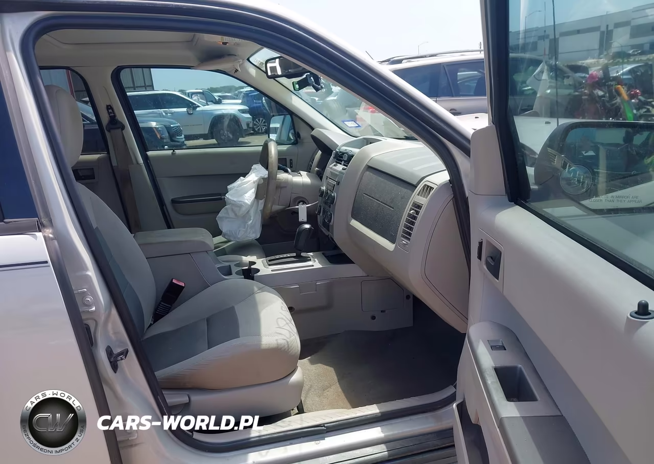 2008 Ford Escape Xlt VIN:1FMCU03Z68KD15361 - 5