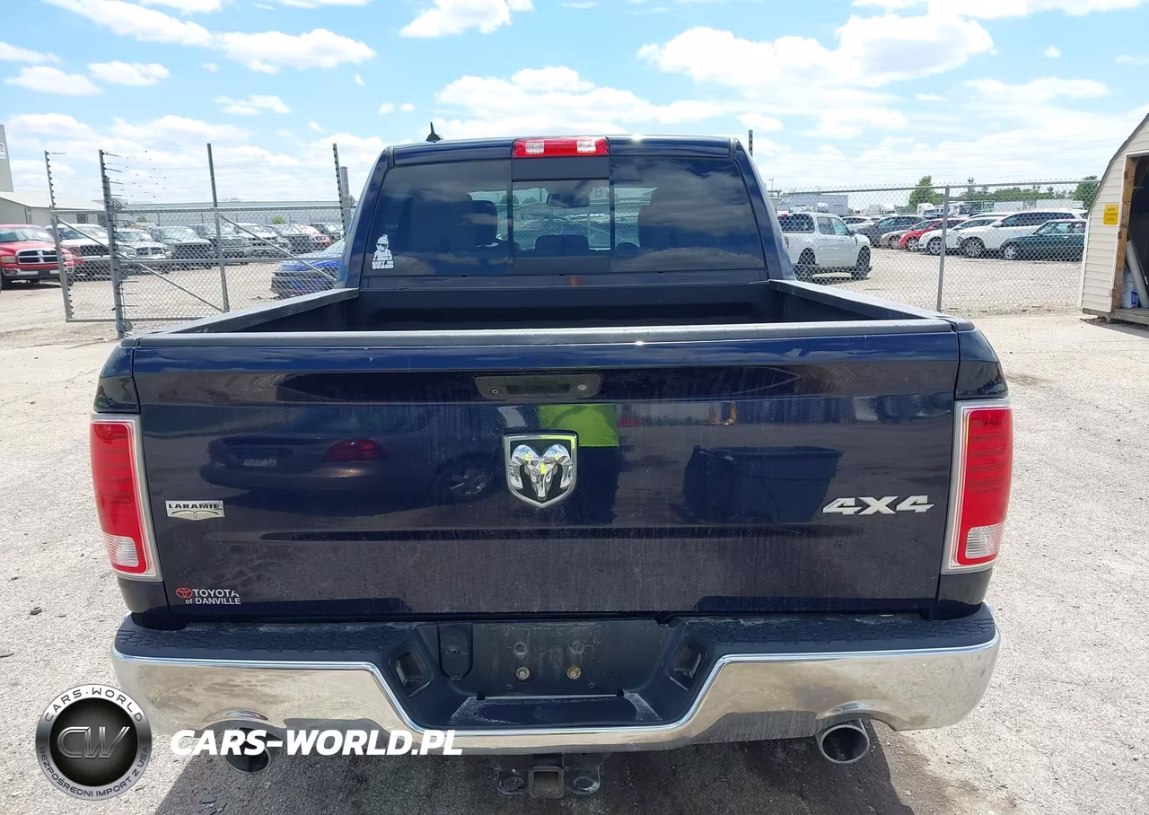 2016 Ram 1500 Laramie VIN:1C6RR7NM7GS127481 - 16
