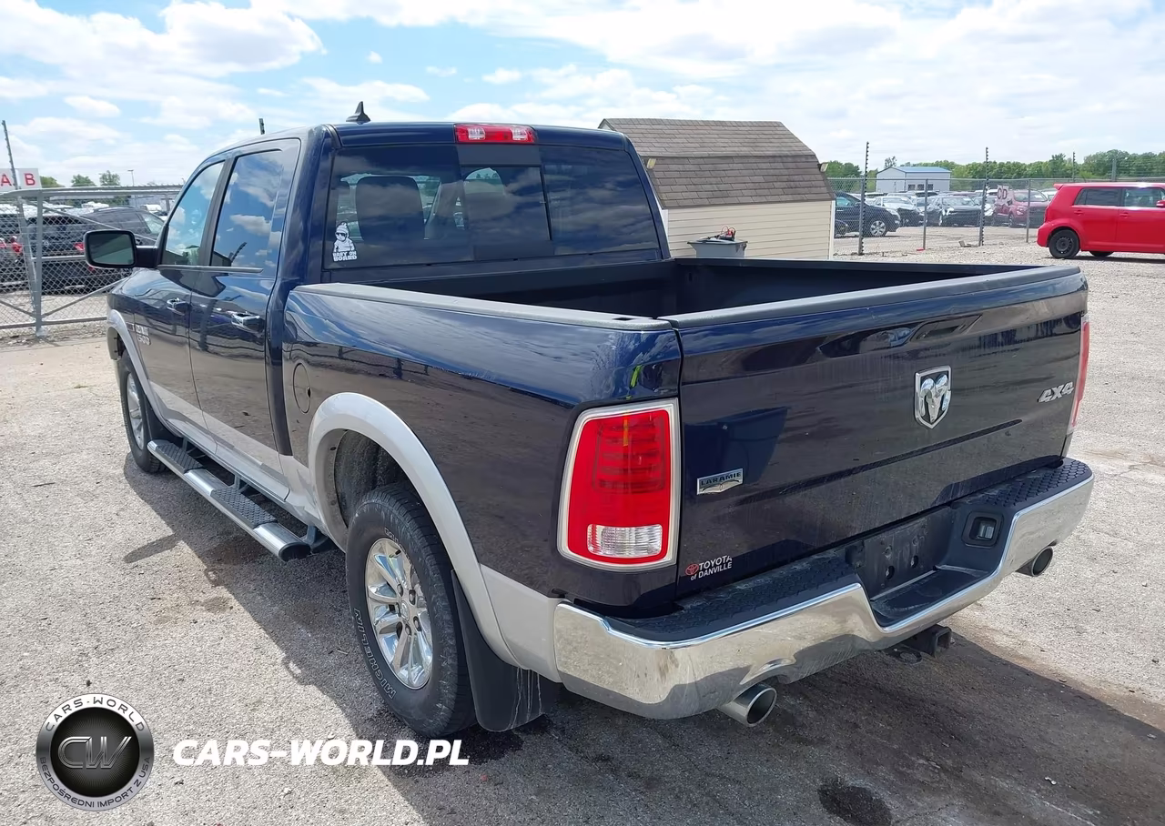 2016 Ram 1500 Laramie VIN:1C6RR7NM7GS127481 - 3
