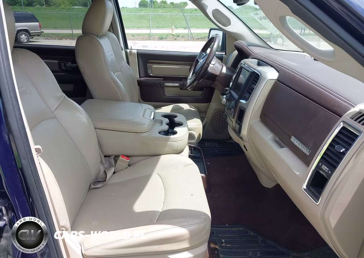 2016 Ram 1500 Laramie VIN:1C6RR7NM7GS127481 - 5