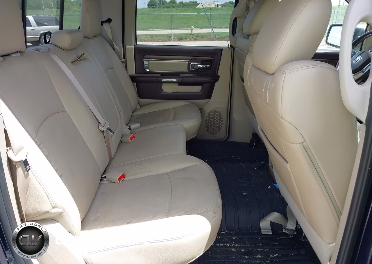 2016 Ram 1500 Laramie VIN:1C6RR7NM7GS127481 - 8