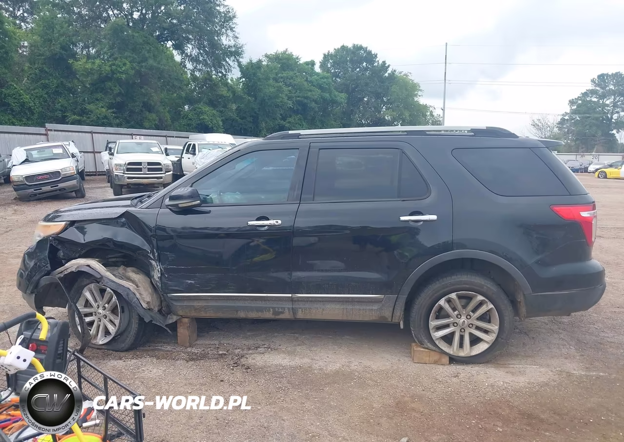 2012 Ford Explorer Xlt VIN:1FMHK7D80CGA81921 - 15