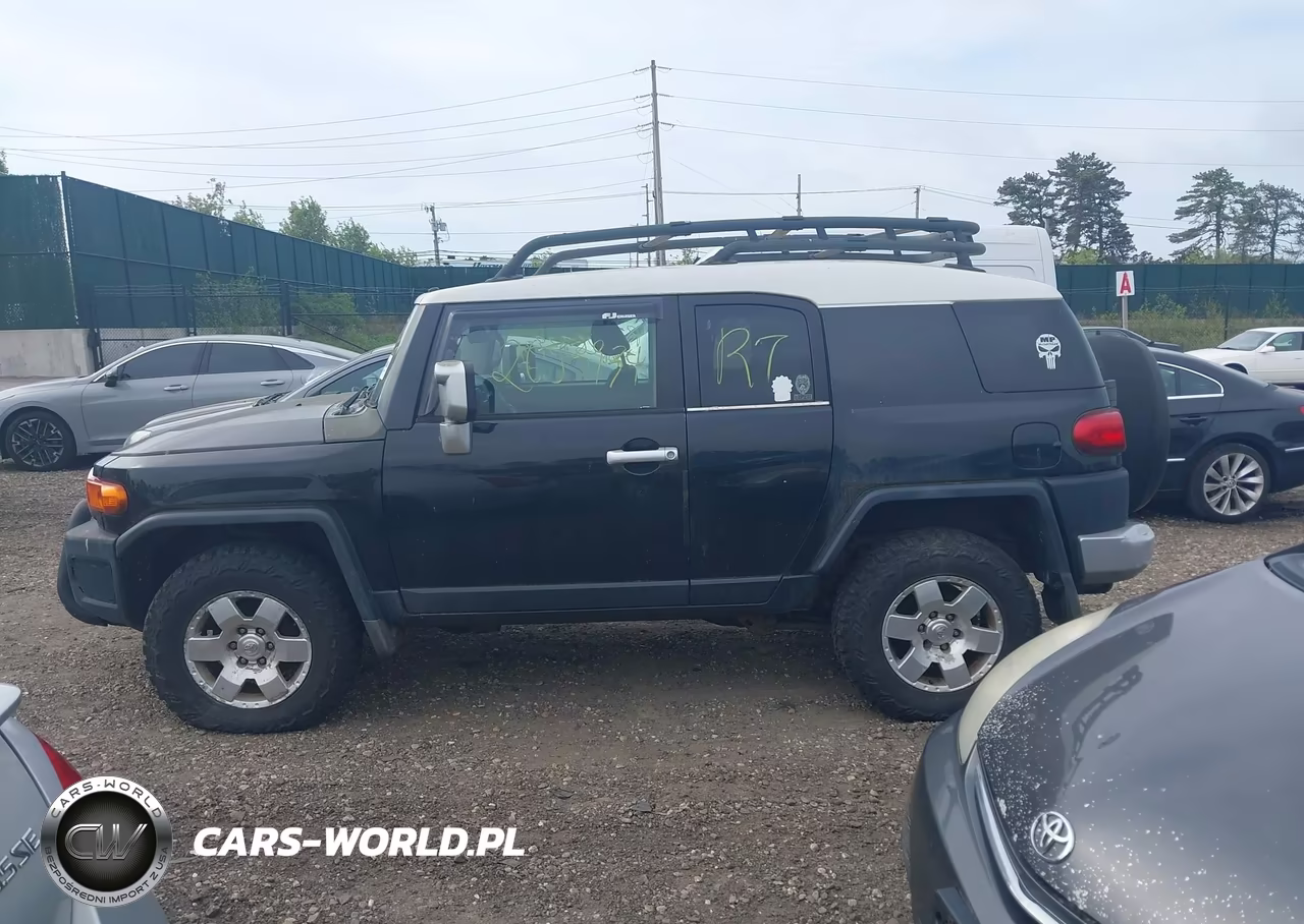 2007 Toyota Fj Cruiser VIN:JTEBU11F070012158 - 13