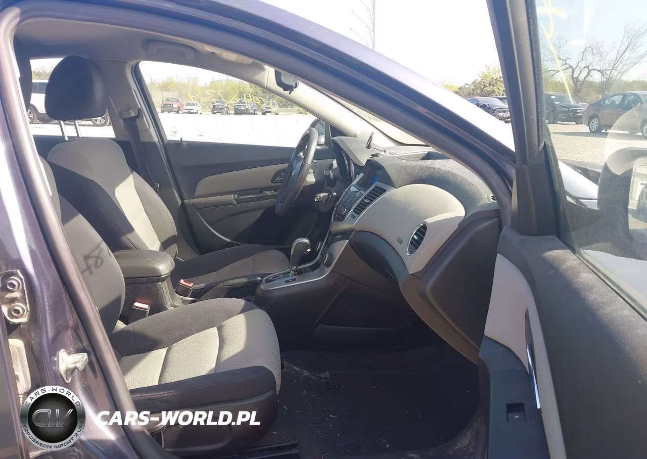 2013 Chevrolet Cruze Ls Auto VIN:1G1PA5SH3D7190765 - 5